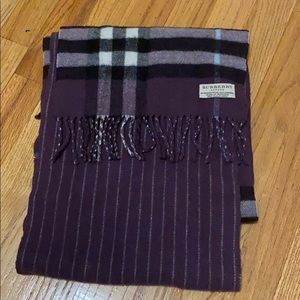 Authentic Reversible Purple Wool Burberry Scarf